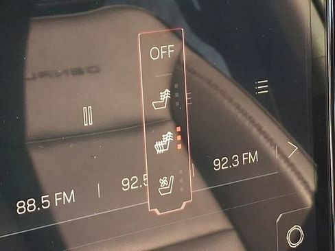 Used 2025 GMC Yukon XL Denali image 29