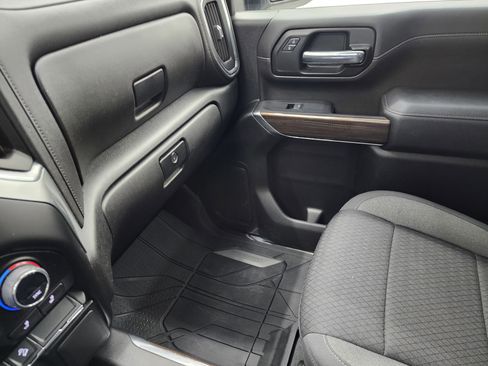 Used 2023 Chevrolet Silverado 2500 LT w/ Z71 Sport Edition image 12