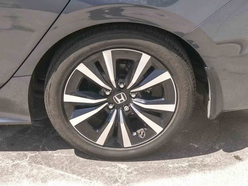 Used 2023 Honda Civic EX image 6