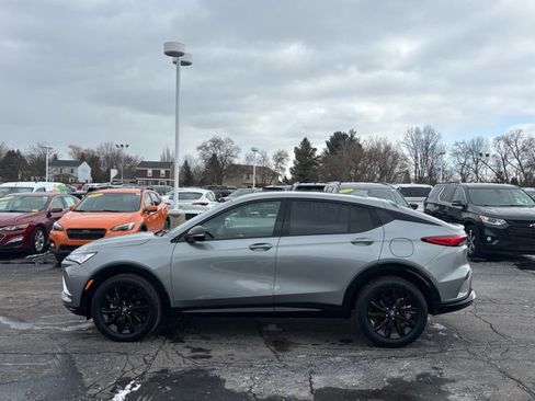 Certified 2024 Buick Envista Sport Touring w/ Convenience I Package image 8