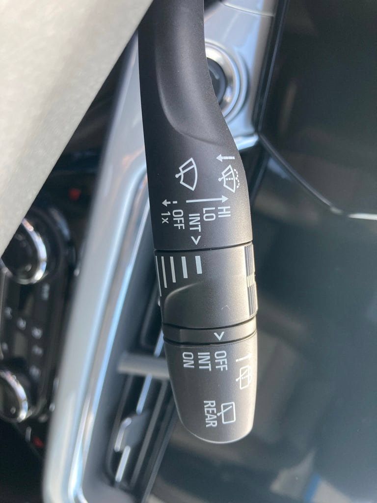 New 2026 Chevrolet Trax LT w/ LT Convenience Package FWD image 8