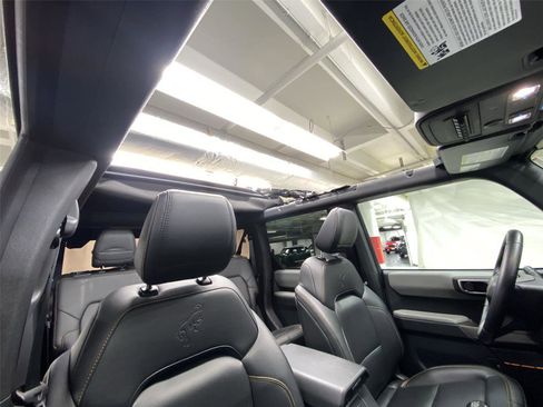 Used 2022 Ford Bronco Badlands w/ Sasquatch Package image 20