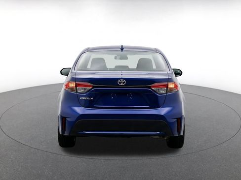 Used 2025 Toyota Corolla LE FWD image 8