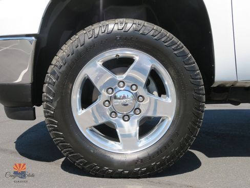 Used 2013 GMC Sierra 2500 SLT w/ SLT Convenience Package AWD/4WD image 14
