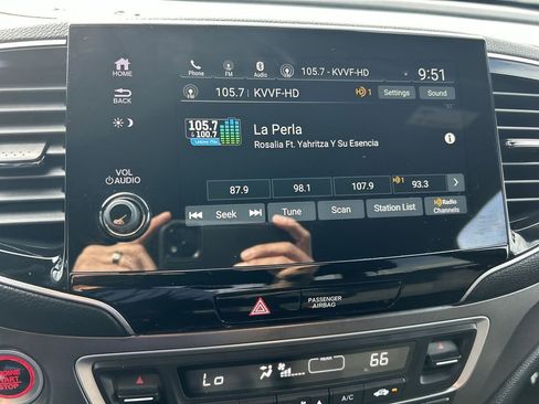 Used 2022 Honda Pilot Sport image 16