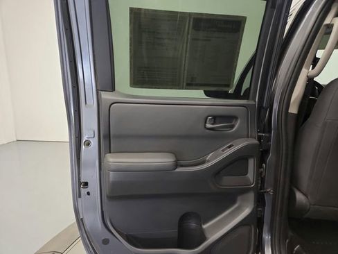 Used 2022 Nissan Frontier S image 26