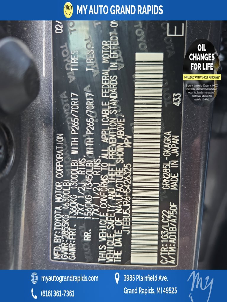 Used 2017 Toyota 4Runner TRD Off-Road Premium AWD/4WD image 35