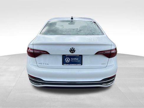 Used 2024 Volkswagen Jetta SEL image 6