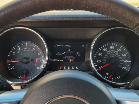 Used 2016 Ford Mustang Premium image 10