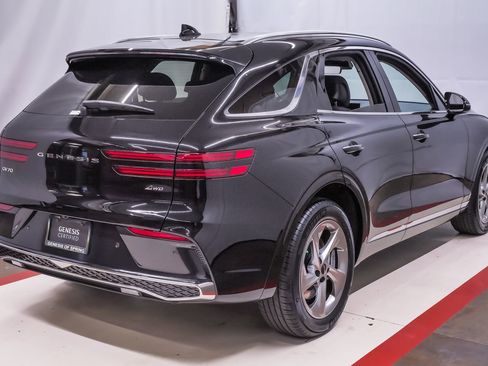 Certified 2026 Genesis GV70 2.5T image 6