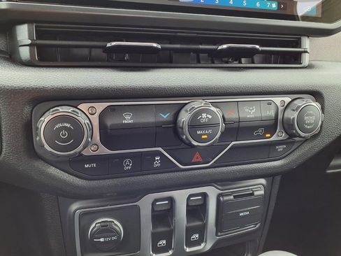 New 2026 Jeep Wrangler Sport AWD/4WD image 10