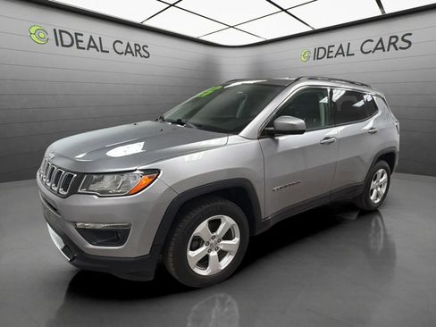 Used 2018 Jeep Compass Latitude w/ Popular Equipment Group AWD/4WD image 1