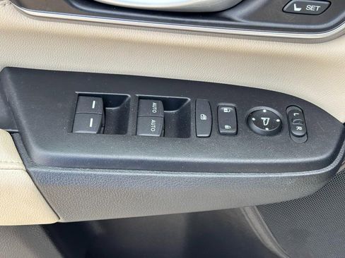 Used 2022 Honda CR-V Touring image 18