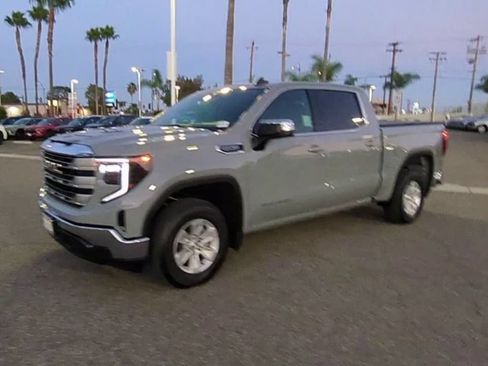 Used 2024 GMC Sierra 1500 SLE AWD/4WD image 4