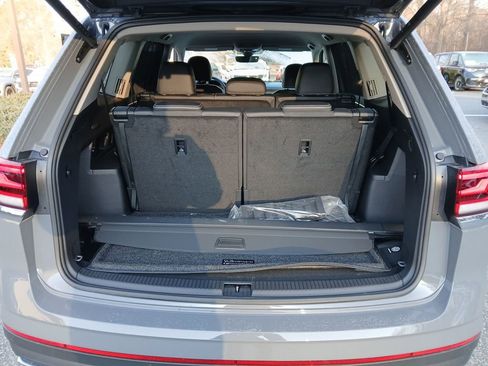 New 2025 Volkswagen Atlas SE image 21