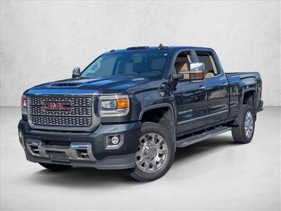 Used 2019 GMC Sierra 2500 Denali w/ Duramax Plus Package