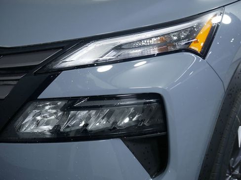 New 2026 Nissan Rogue SV AWD/4WD image 14
