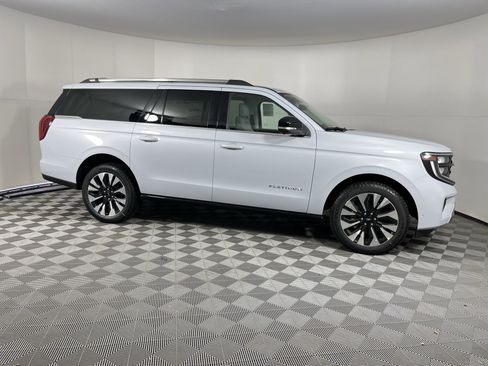 New 2025 Ford Expedition Max Platinum w/ Platinum Ultimate Package image 6