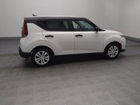 Used 2022 Kia Soul LX FWD image 10