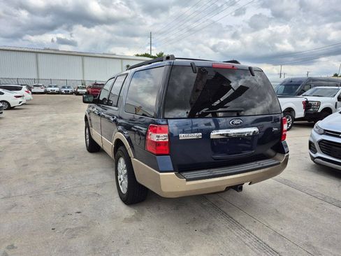Used 2013 Ford Expedition XLT image 7