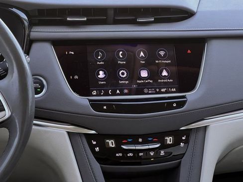 Used 2023 Cadillac XT5 Premium Luxury image 18