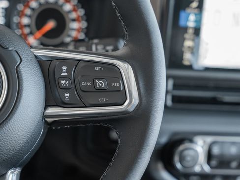 New 2026 Jeep Wrangler Sahara image 33