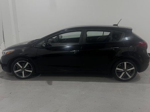 Used 2017 Kia Forte EX image 14