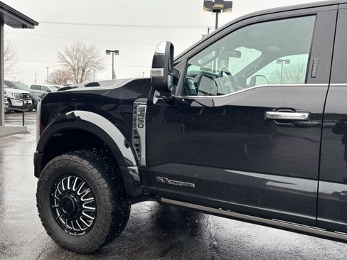 Used 2024 Ford F450 Platinum w/ FX4 Off-Road Package image 6