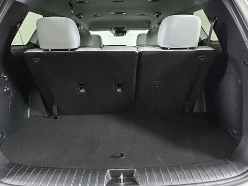Used 2025 Hyundai Palisade SEL FWD image 27
