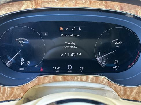 Certified 2023 Bentley Bentayga AWD/4WD image 30