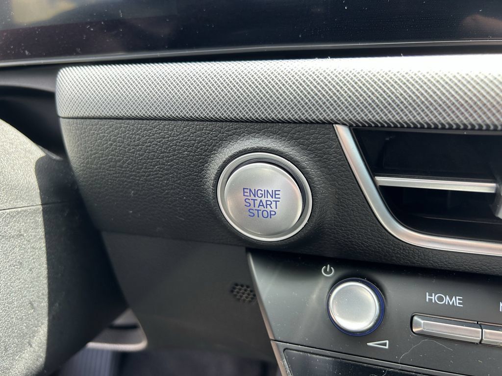 Certified 2024 Hyundai Sonata SEL FWD image 33
