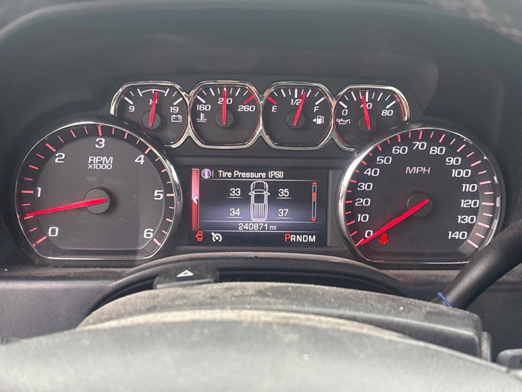 Used 2014 GMC Sierra 1500 SLE w/ SLE Preferred Package AWD/4WD image 13