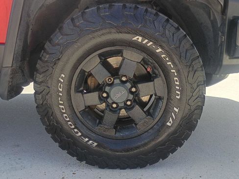Used 2012 Toyota FJ Cruiser 4WD w/ Trail Teams Special Edition image 21
