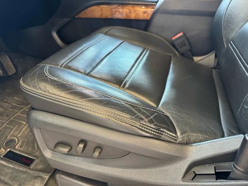 Used 2015 GMC Yukon Denali w/ Touring Package image 16