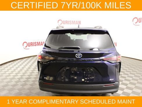 Used 2025 Toyota Sienna XLE FWD image 7