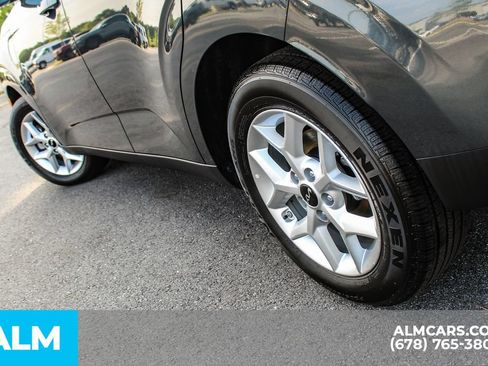 Used 2025 Kia Soul LX w/ LX Technology Package FWD image 14