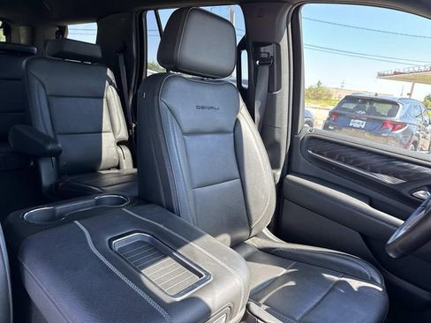 Used 2023 GMC Yukon Denali image 29