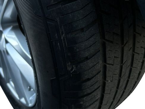 Used 2019 Jaguar F-PACE Prestige image 50