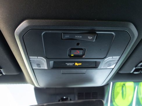 Used 2025 Toyota Tacoma SR5 image 22