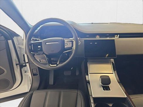 New 2025 Land Rover Range Rover Evoque S image 11