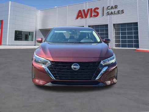 Used 2025 Nissan Sentra SV FWD image 2