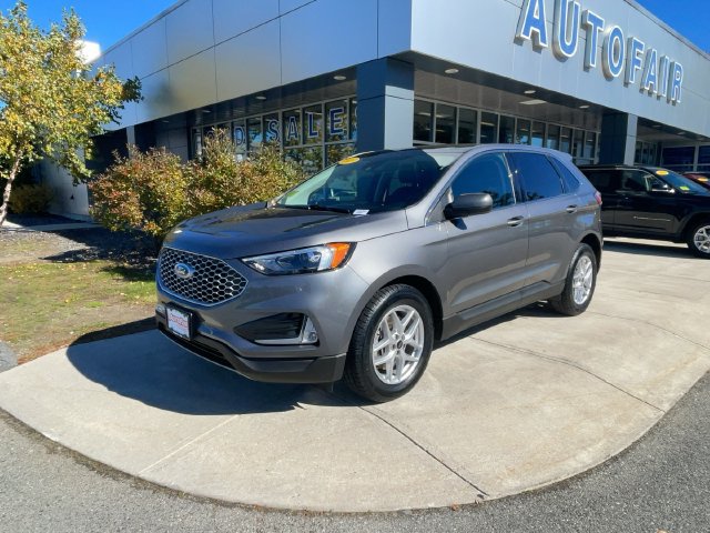 Certified 2023 Ford Edge SEL w/ Convenience Package AWD/4WD image 3