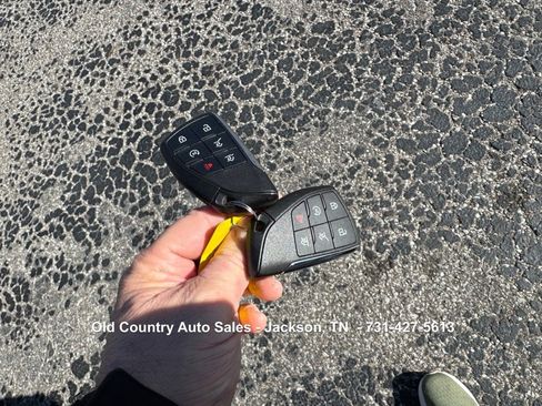 Used 2022 GMC Yukon SLT w/ SLT Luxury Package image 17