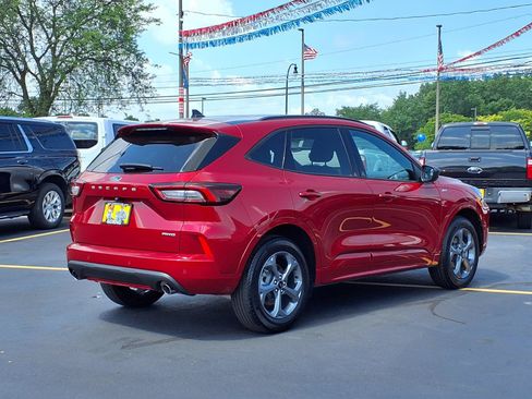Used 2024 Ford Escape ST-Line w/ Tech Pack #1 AWD/4WD image 2