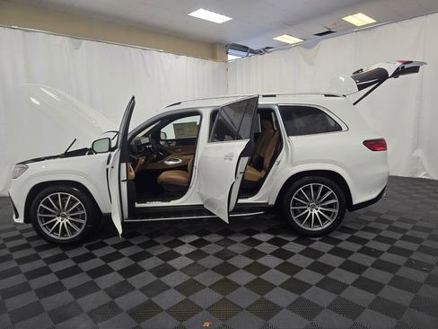 New 2026 Mercedes-Benz GLS 450 4MATIC image 12