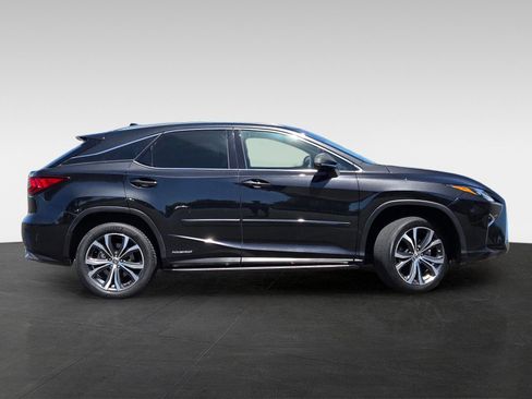 Used 2018 Lexus RX 450h AWD w/ Premium Package image 3
