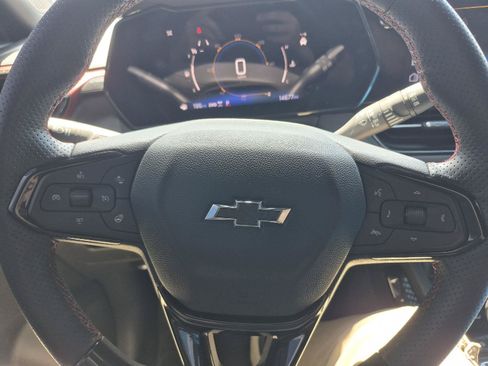 Used 2025 Chevrolet TrailBlazer RS w/ Convenience Package AWD/4WD image 9
