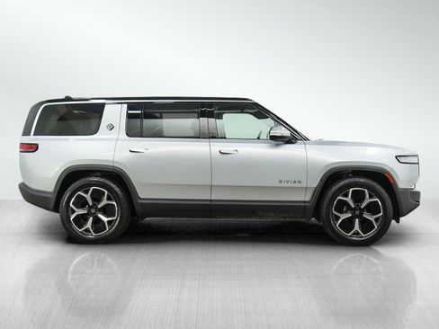 Used 2024 Rivian R1S Adventure AWD/4WD image 6