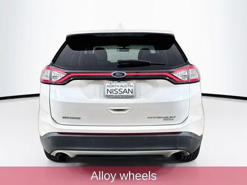 Used 2018 Ford Edge Titanium w/ Technology Package FWD image 6