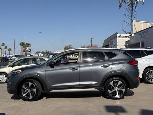 Used 2017 Hyundai Tucson Sport FWD image 8